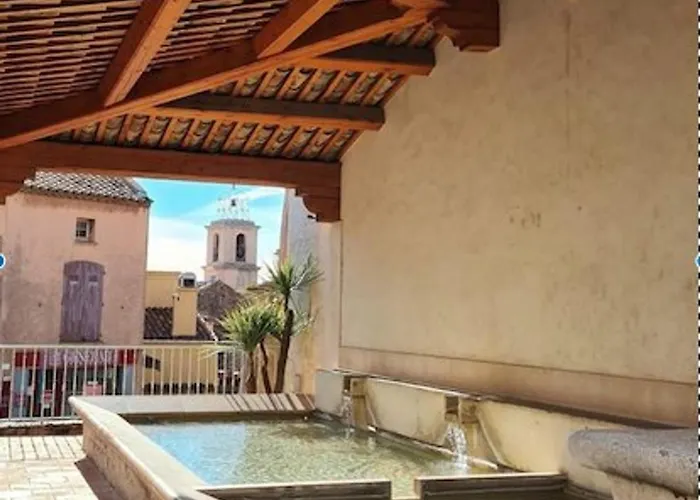 Sainte-maxime: 2 Pièces, 5 Couchages, Vue Mer, Clim, Centre-ville - Fr-1-226-515 Appartement *