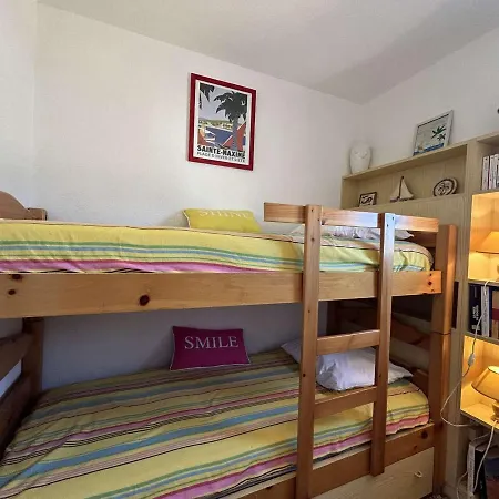 Apartment Sainte-maxime: 2 Pieces, 5 Couchages, Vue Mer, Clim, Centre-ville - Fr-1-226-515