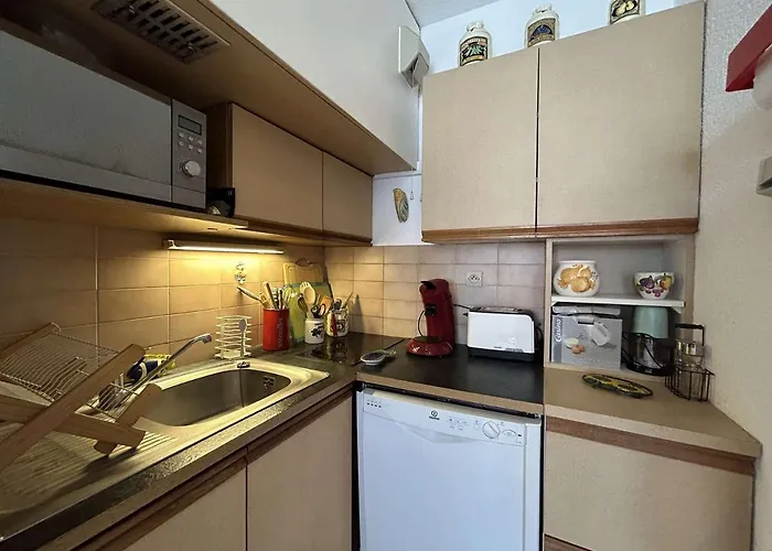 Sainte-maxime: 2 Pieces, 5 Couchages, Vue Mer, Clim, Centre-ville - Fr-1-226-515 * Sainte-Maxime