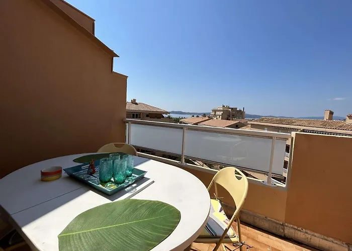 Sainte-maxime: 2 Pieces, 5 Couchages, Vue Mer, Clim, Centre-ville - Fr-1-226-515 Sainte-Maxime